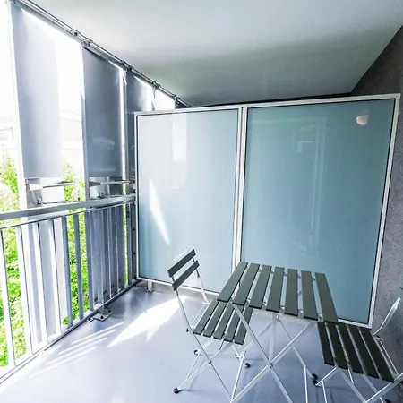 Bordeaux Rive Droite Apartment *